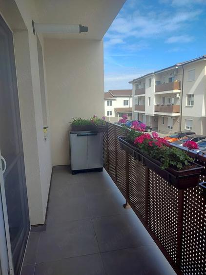 Apartament cu 3 camere decomandat, mobilat în Chișoda