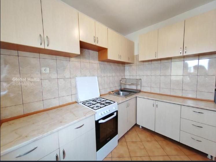 Apartament cu 3 camere decomandat, mobilat în Tineretului
