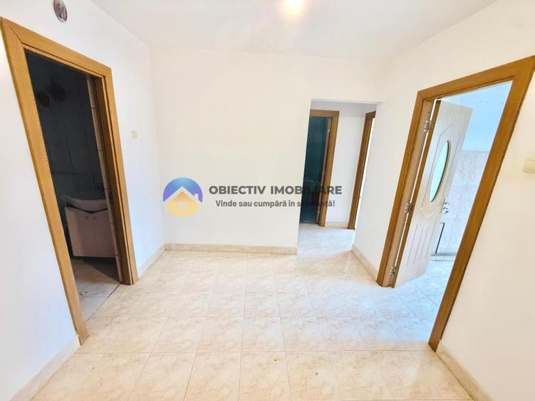 Apartament cu 3 camere decomandat în Precista