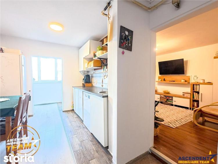 Apartament cu 3 camere decomandat în Central
