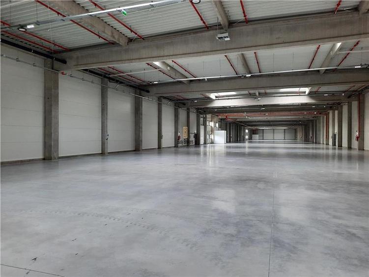 Spațiu industrial, de 900 mp, în Jucu