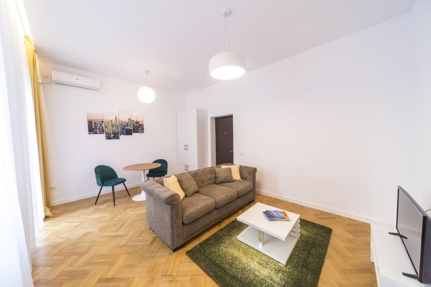 Apartament cu 2 camere decomandat, mobilat în Universitate