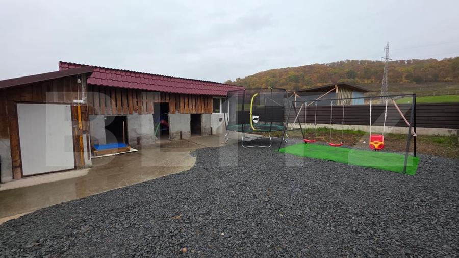 Casă individuală cu 4 camere cu Canalizare în Periferie