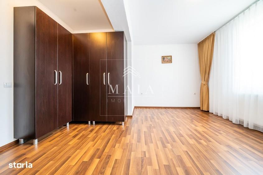 Casă cu 4 camere decomandat în Sub Arini