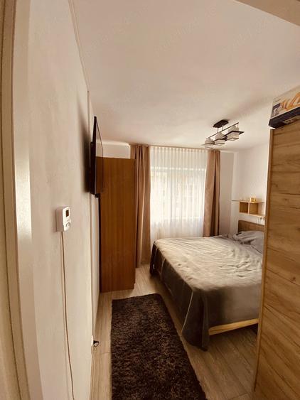 Apartament cu 2 camere decomandat în Colonia Bod