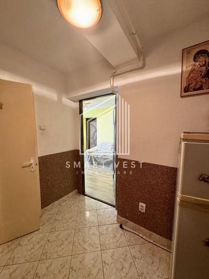 Apartament cu 2 camere semidecomandat, mobilat în Micro 14