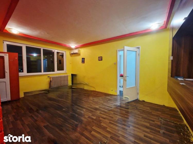Apartament cu 2 camere semidecomandat în Tei