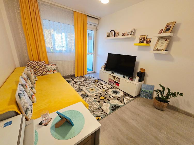 Apartament cu 2 camere semidecomandat în Berceni