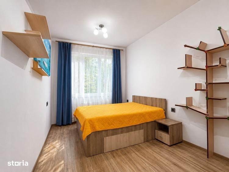 Apartament cu 3 camere decomandat în Tractorul