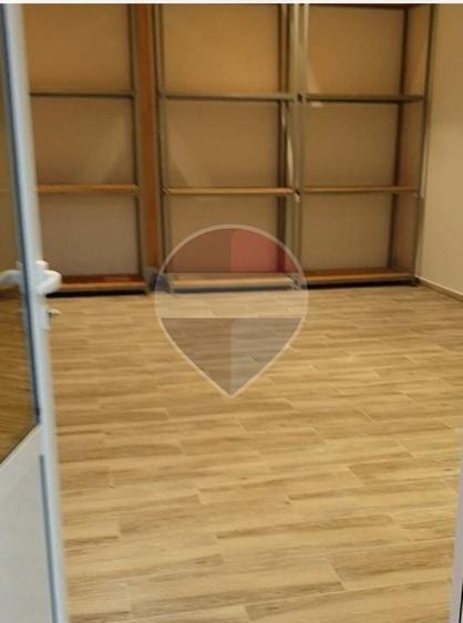 Casă individuală cu 4 camere cu Teren 149.44999694824 Mp în Vitan