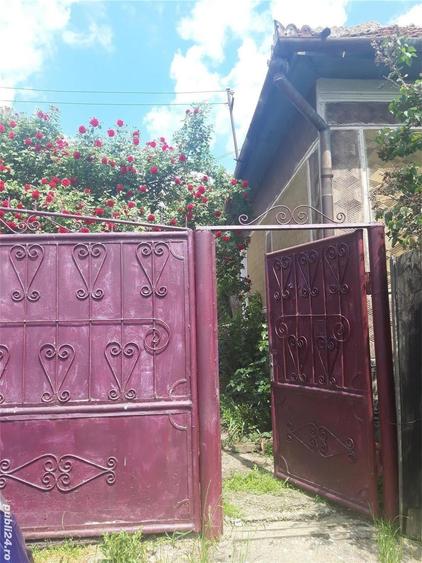 Casă cu 3 camere cu Teren 450 Mp în Hidiș