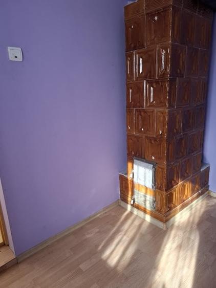 Casă individuală cu 4 camere cu Canalizare în Central