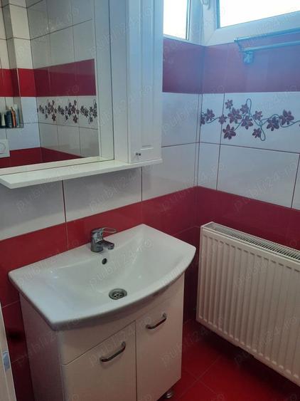 Casă cu 5 camere cu Teren 812 Mp în Central