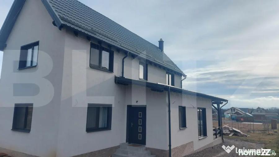 Casă cu 4 camere cu Teren 635 Mp în Ciucului