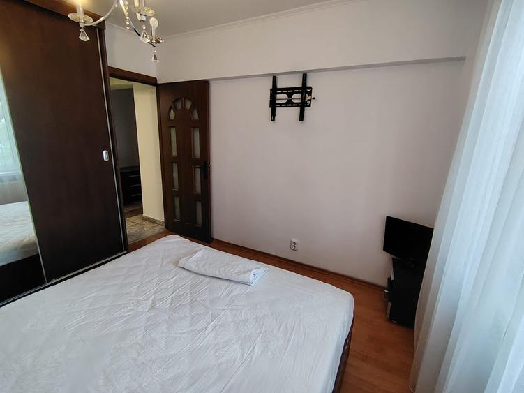 Apartament cu 2 camere decomandat în Drumul Taberei