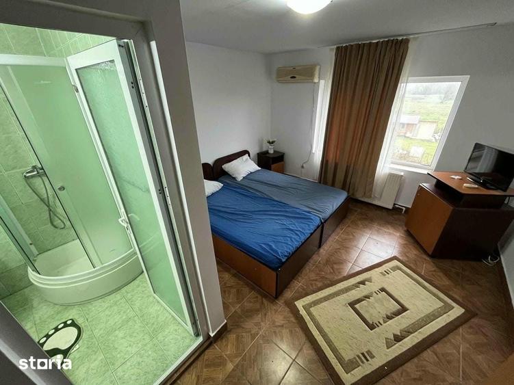 Casă cu Teren 2034 Mp în Maliuc