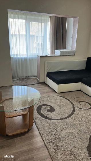 Garsonieră semidecomandată, mobilată în Lunei