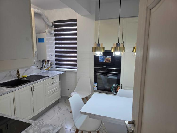Apartament cu 2 camere semidecomandat în Exterior Vest
