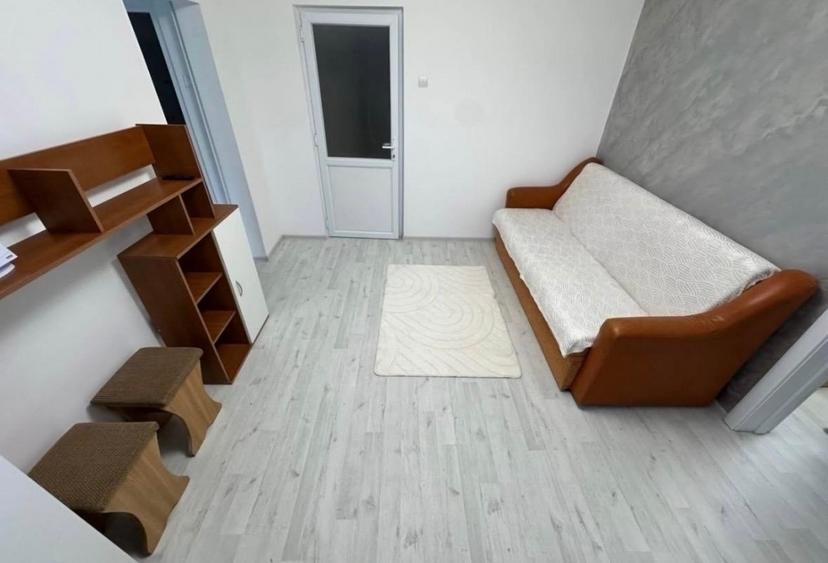 Apartament cu 2 camere nedecomandat în Alexandru cel Bun