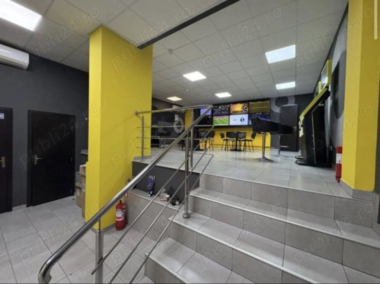 Spațiu comercial, de 80 mp, în Militari