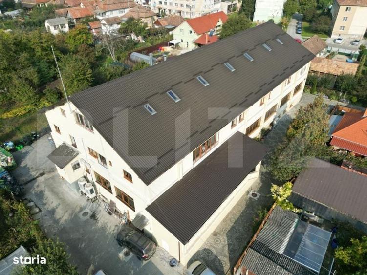 Spațiu comercial, de 2,800 mp, în Central