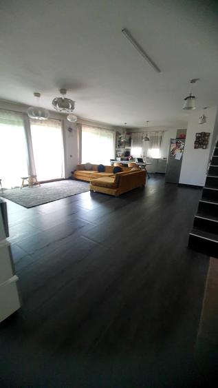 Casă cu 3 camere în Mănăștur