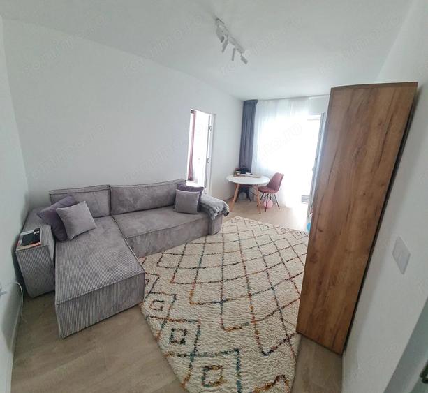 Apartament cu 2 camere semidecomandat în Fălticeni