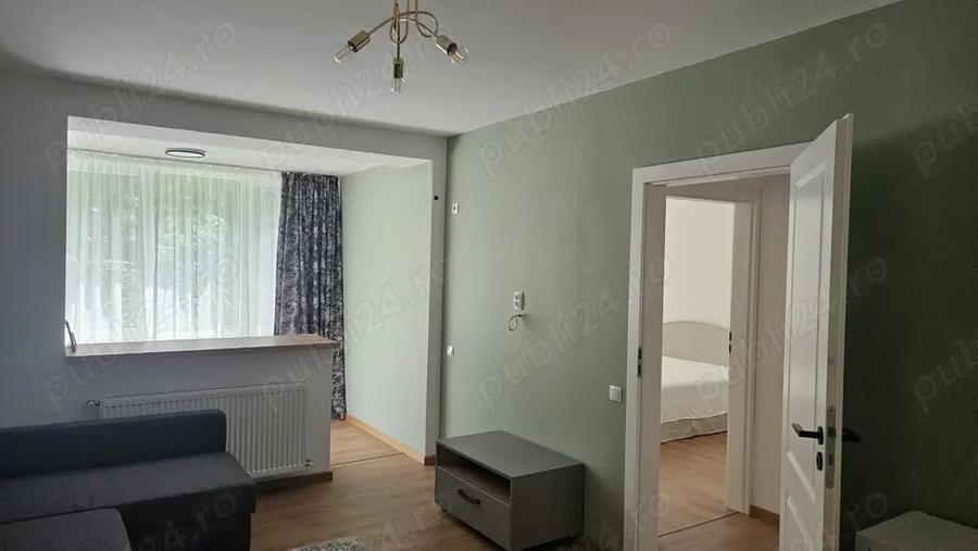 Apartament cu 2 camere semidecomandat în Pajura