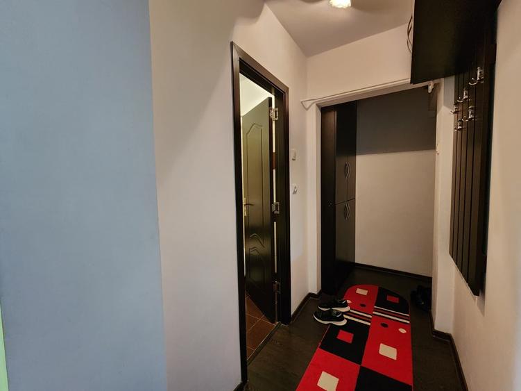 Apartament cu 2 camere nedecomandat în Tătărași