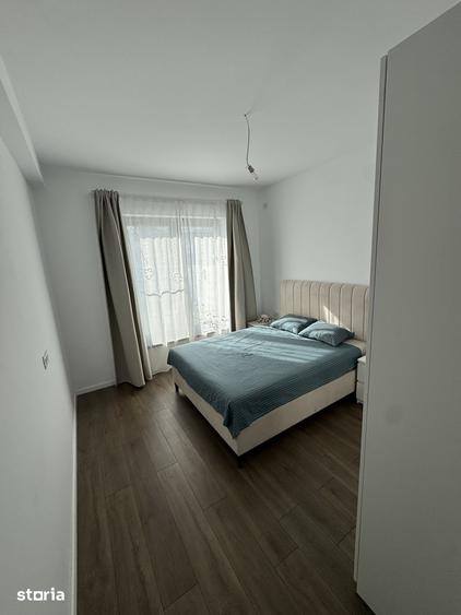 Casă cu 4 camere cu Teren 370 Mp în Tunari