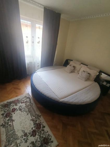 Casă cu 6 camere cu Teren 341 Mp în Șagului