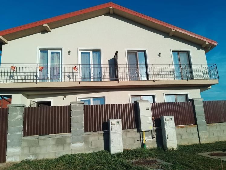 Duplex cu 4 camere cu Teren 264 Mp în Moșnița Nouă