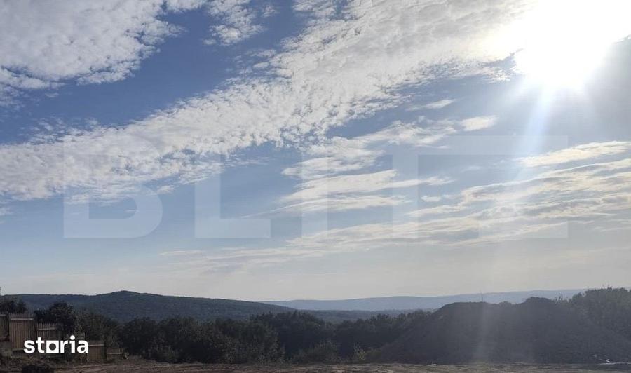 Casă cu 4 camere cu Teren 460 Mp în Bârnova