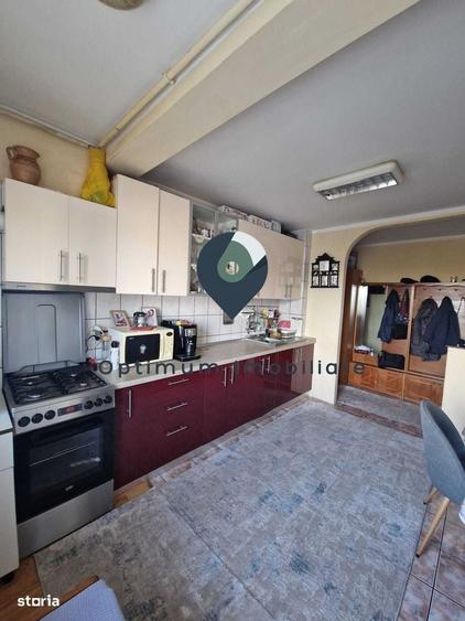 Apartament cu 2 camere decomandat în Între Lacuri