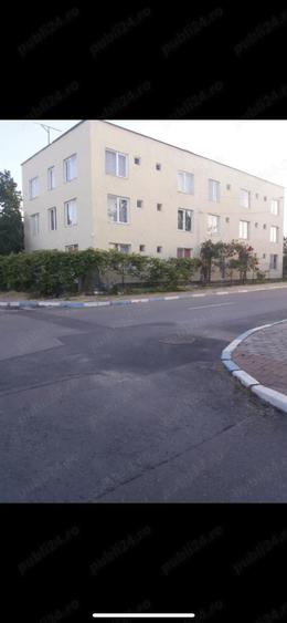 Casă cu 24 camere cu Teren 1000 Mp în Costinești