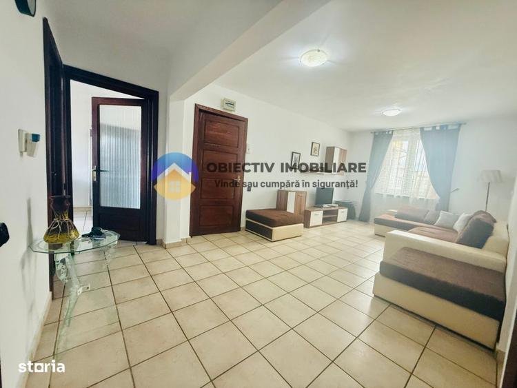 Apartament cu 3 camere decomandat în Central