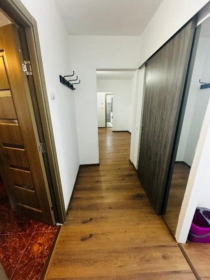 Apartament cu 3 camere decomandat, mobilat în 1 Decembrie 1918