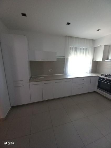 VILA -6 camere-terasa Jacuzzi - 16