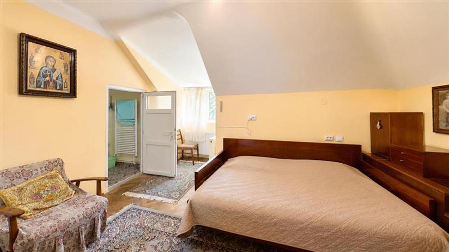 Apartament cu 2 camere nedecomandat în Exterior Est