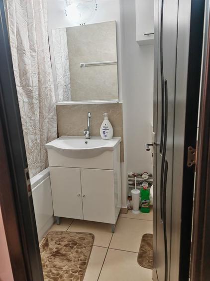 Apartament cu 2 camere decomandat în Păcii