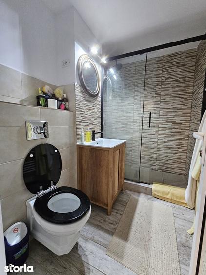 Apartament cu 3 camere decomandat în Ultracentral