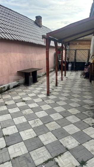 Casă individuală cu 2 camere cu Canalizare în Căstău