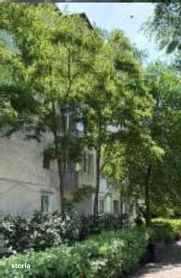 Apartament cu 3 camere în Alexandru cel Bun