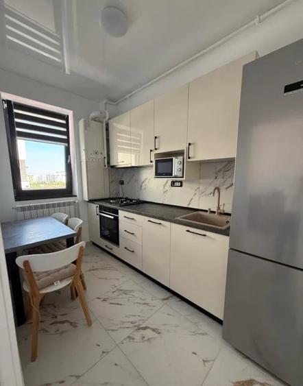 Apartament cu 2 camere decomandat, mobilat în Tomis Nord