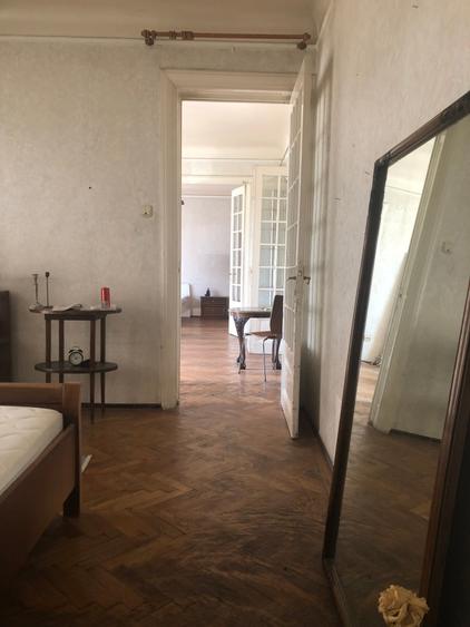 De vanzare apartament 4 camere Kogalniceanu Vis-a-vis Facultatea de Drept - 1