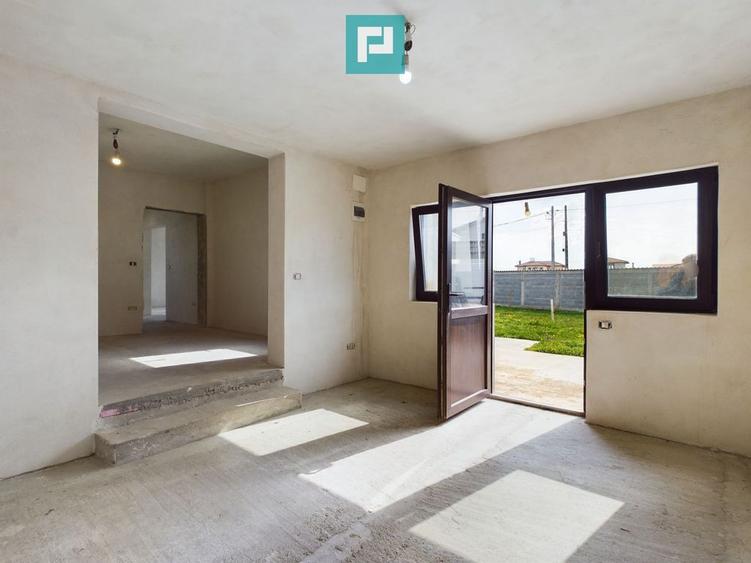 Casă cu 4 camere cu Teren 567 Mp în Livada