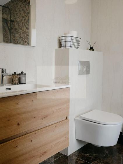 Duplex cu 4 camere cu Canalizare în Bună Ziua