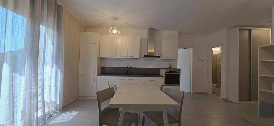 Apartament cu 2 camere nedecomandat în Central