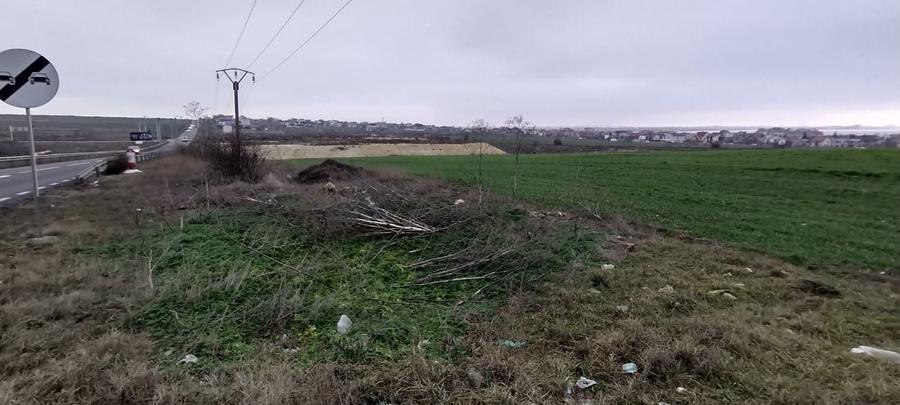Teren Construcții intravilan de 10800 mp, în Sud