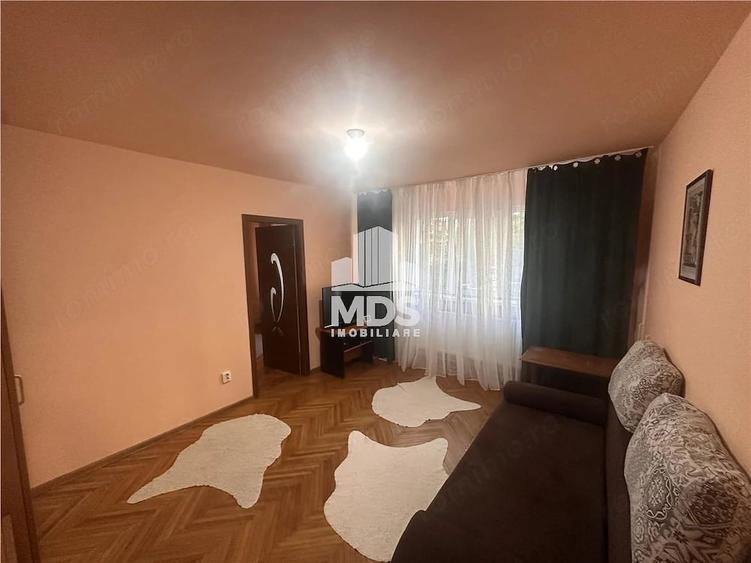 Apartament cu 2 camere nedecomandat în Girocului